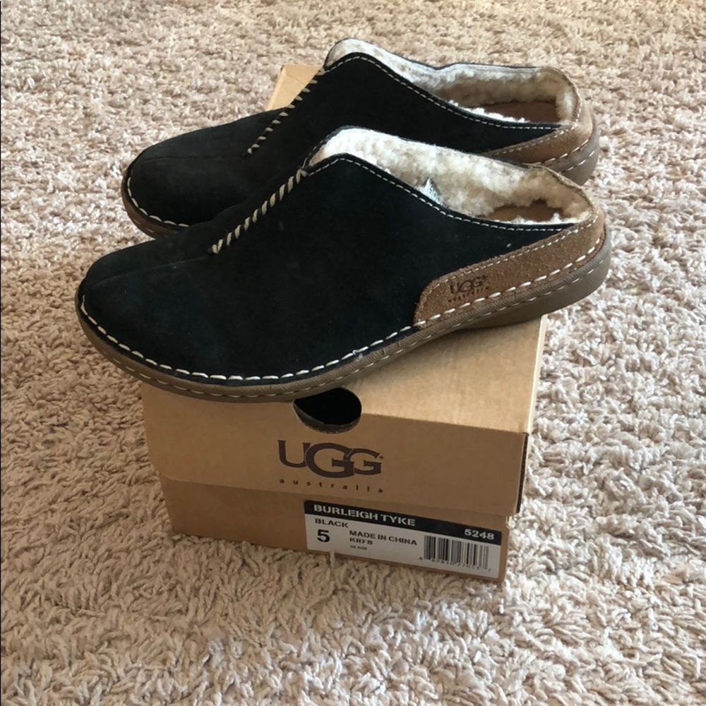 Ugg Burleigh Tyke slip on